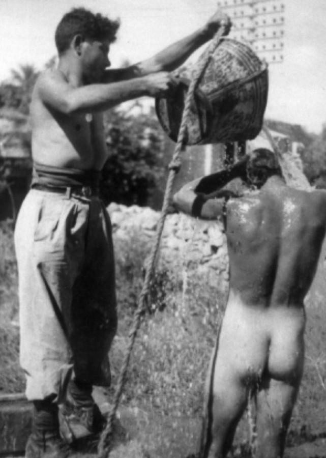 משלטי שער הגיא (באב-אל-ואד)