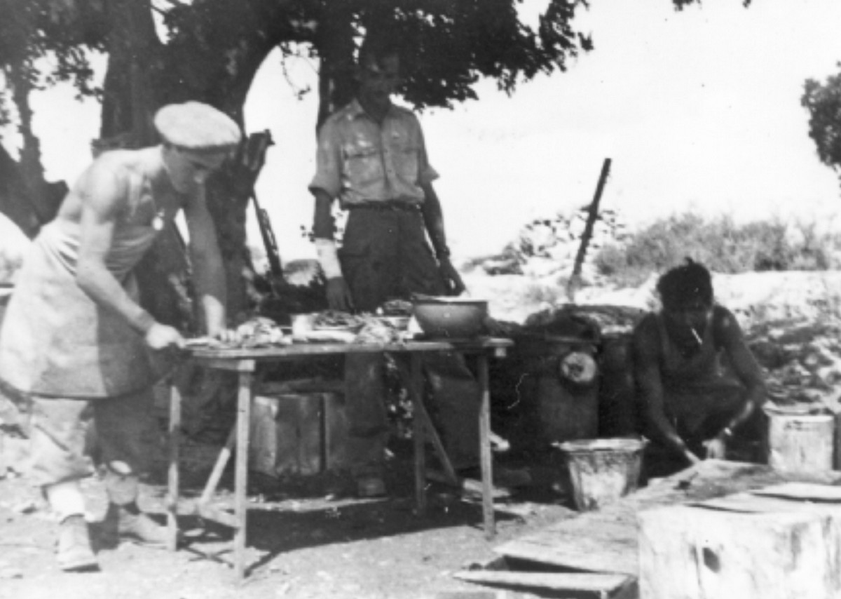 משלטי שער הגיא (באב-אל-ואד)