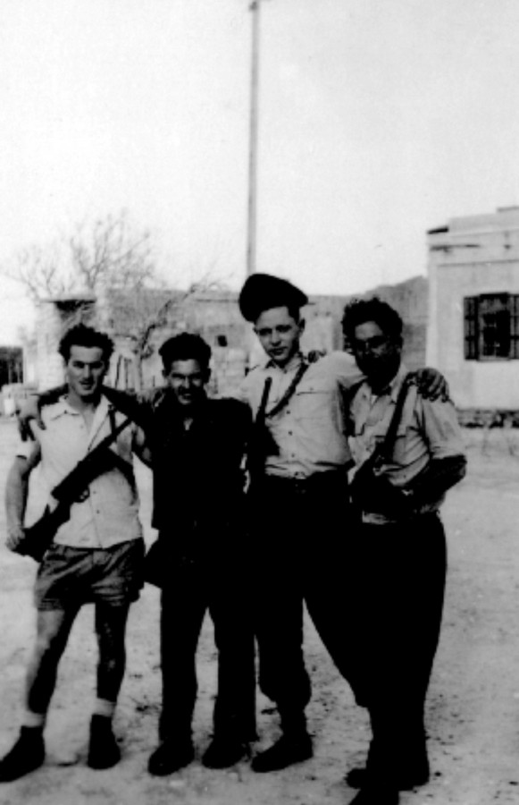 דמויות וחברים ביחידה