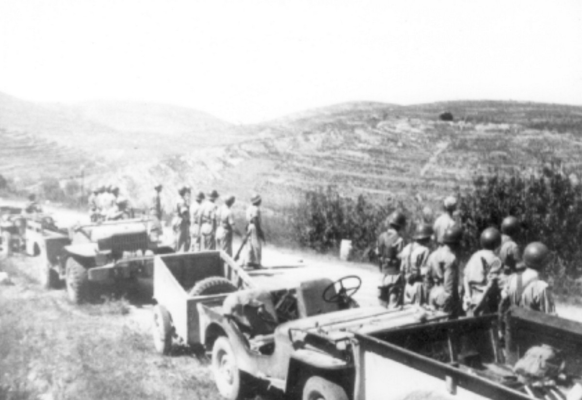 משלטי שער הגיא (באב-אל-ואד)