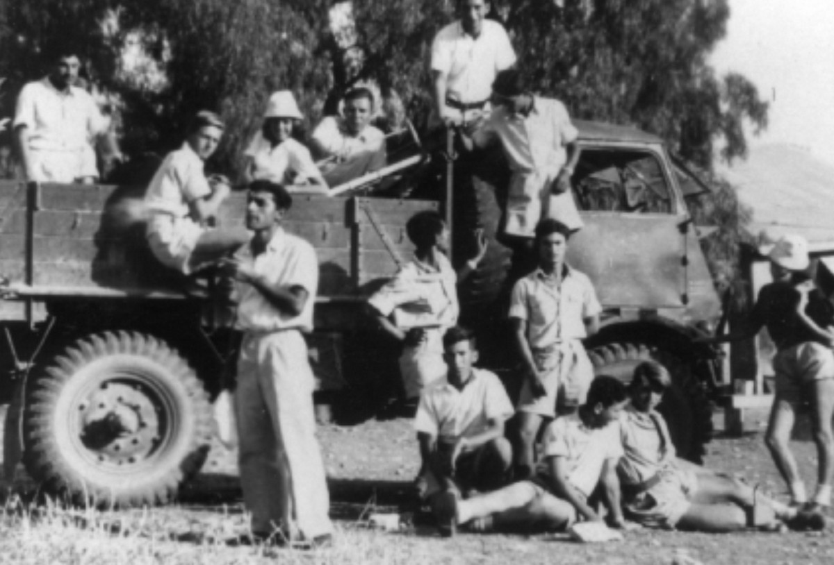 ב-מאי 1947 יצאנו להכשרה בקיבוץ נווה ים