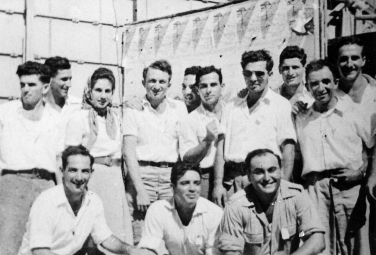 בכנס פרוק הפלמ"ח-אוקטובר 1949