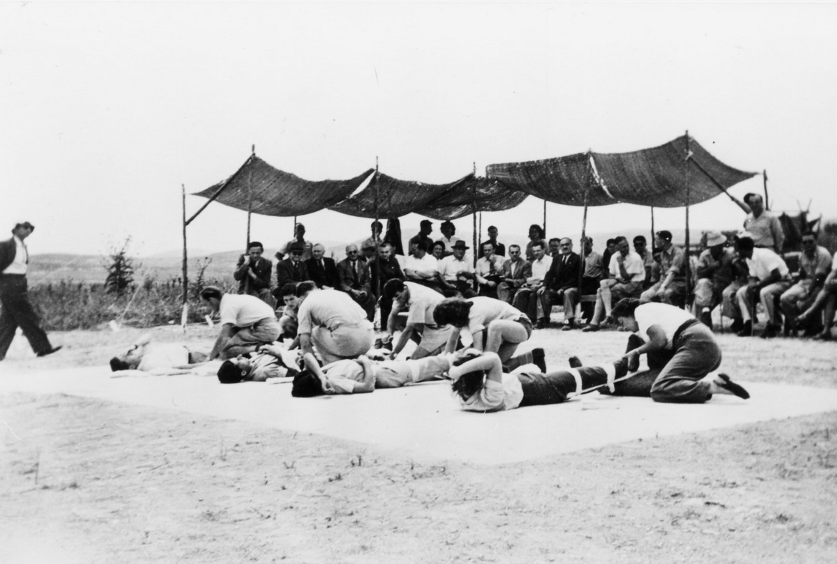 קורס חובשים בג'וערה - 1947