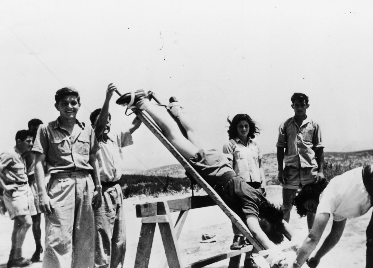 קורס חובשים בג'וערה - 1947
