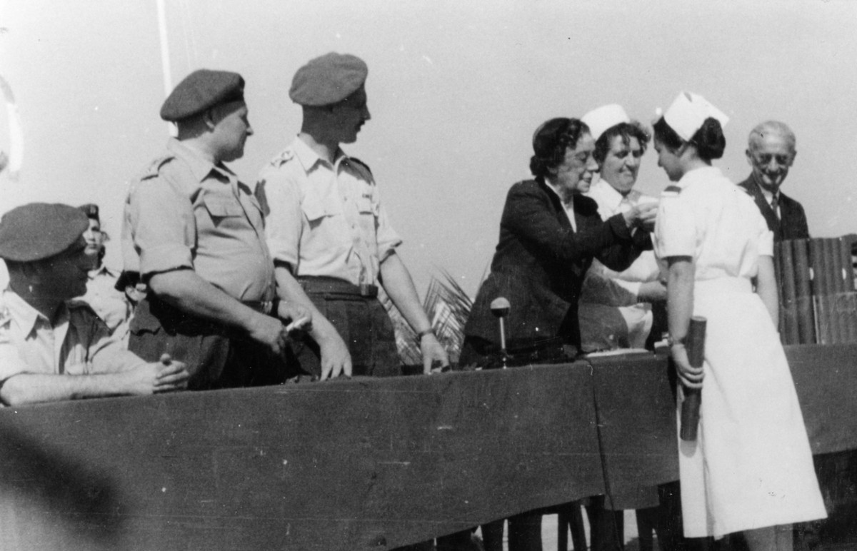 תל השומר: בי"ס לאחיות צבאיות יוצאות הפלמ"ח- מחזור 1