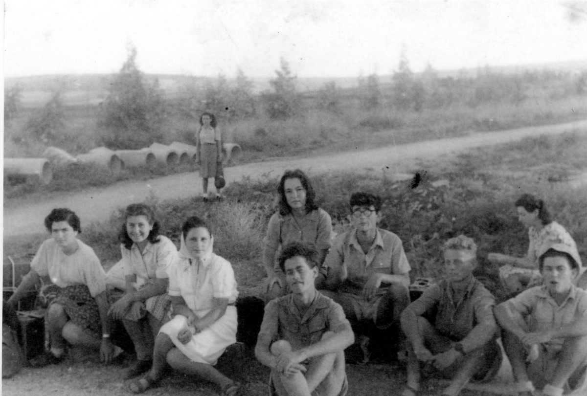 הכשרת בית הערבה-חפציבה : "חיות הערבה"