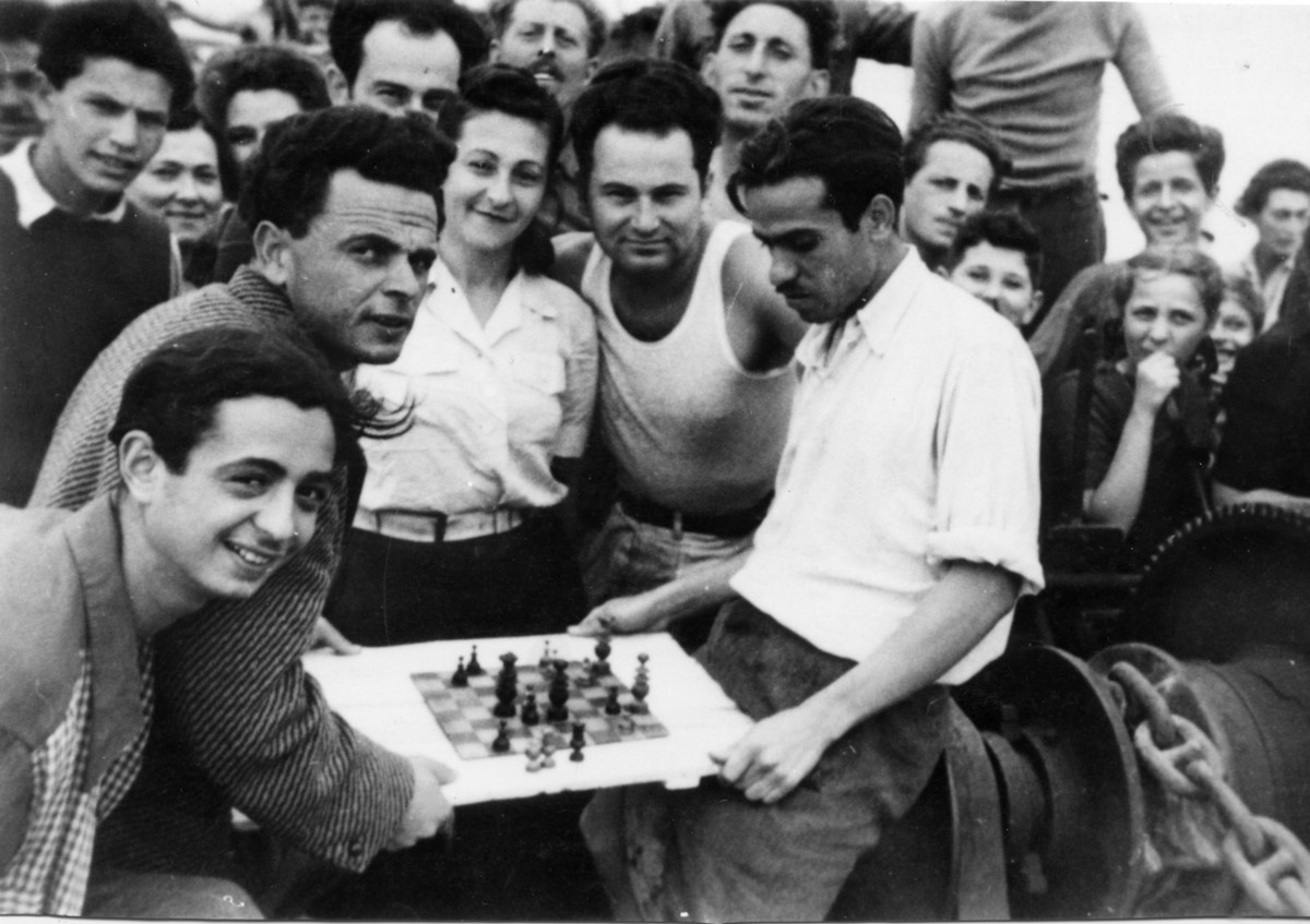 האניה "לנצחון" (TULLIA CHRISTIANA)