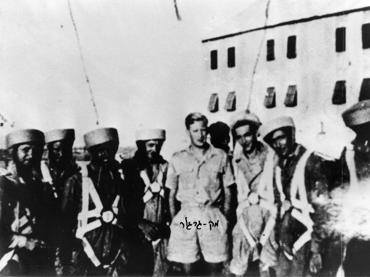 הצנחנים בשליחות לאירופה הכבושה