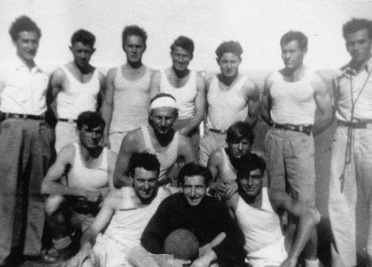 "שדמה" 1944-45 - השלימה את קיבוץ רביבים