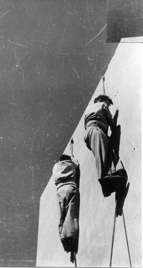 בגיוס מלא- 1942 עד  1944-1946