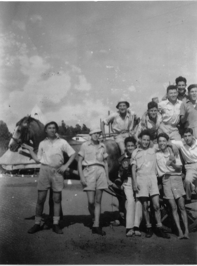 מחלקת גבעת חיים-בודדים 1944-46
