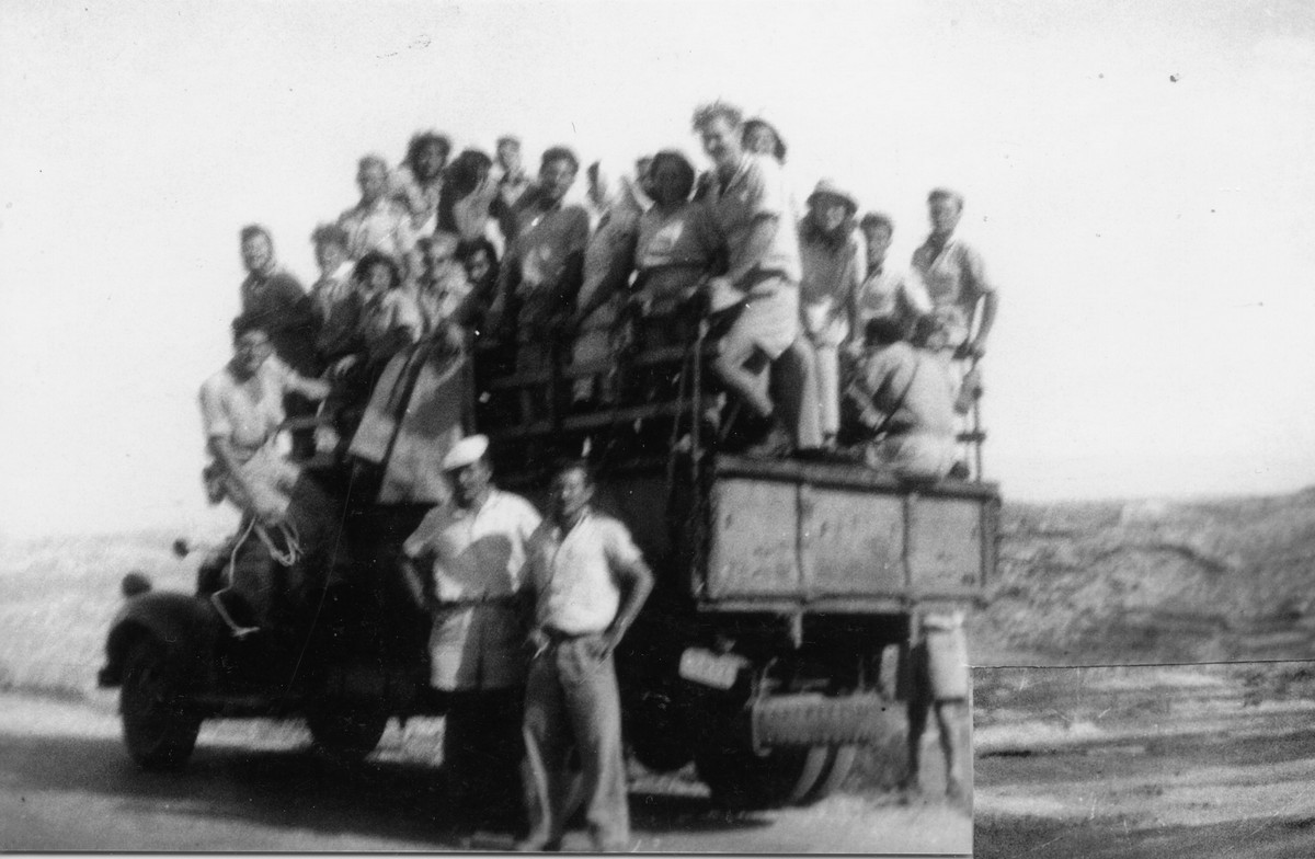 גרעין ד' - מכבי צעיר - גבעת חיים 10.1946-1947