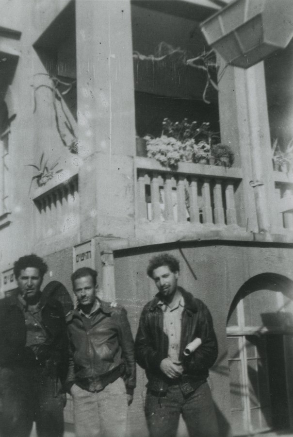 ניר-עם. מטה חטיבת הנגב, בסיס טייסת הנגב.