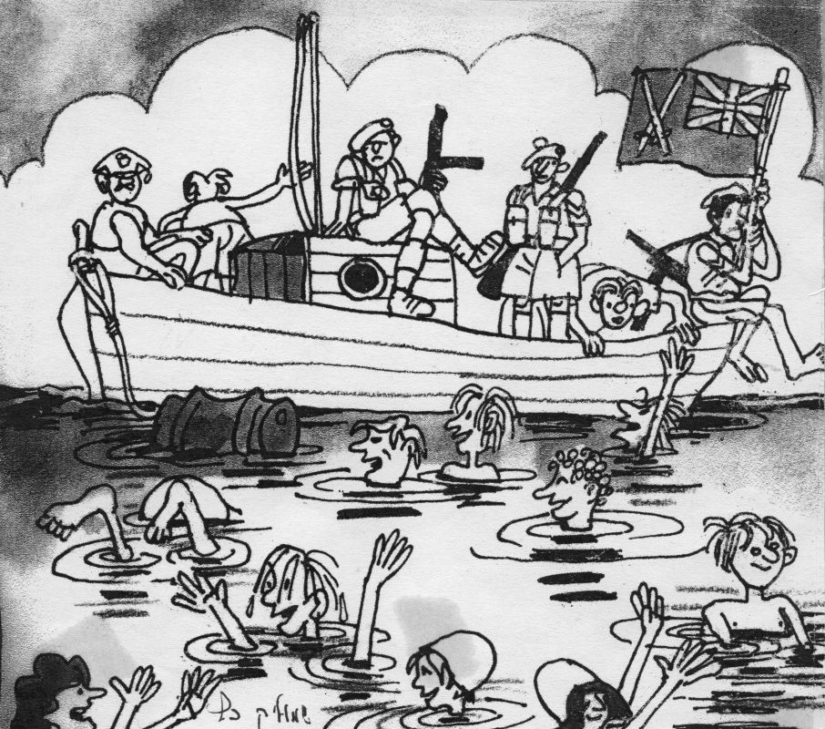 הבריטים שומרים על המעפילים בים