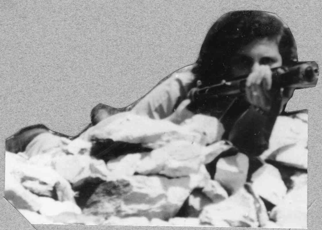 בנות בשמירה