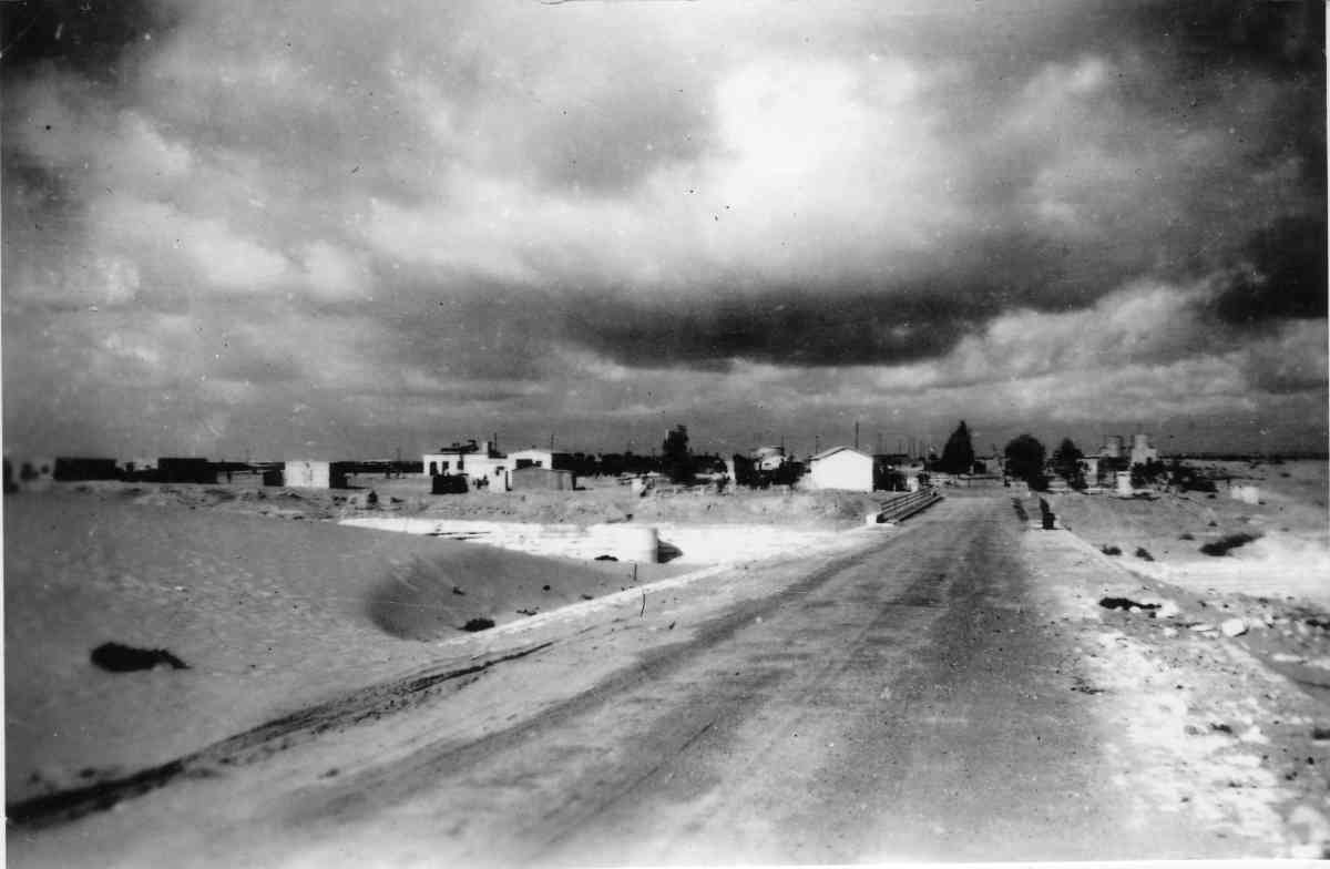 בכניסה לאבו עגילה